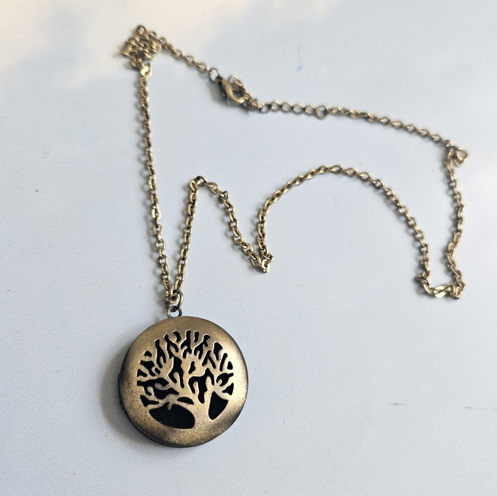 Gold Tree of Life Pendant Necklace